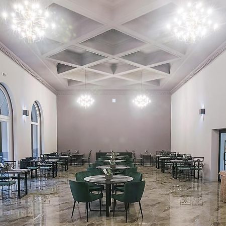 Hotel Corvin House Hunedoara Exterior foto