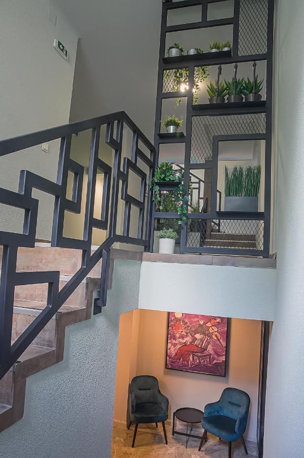 Hotel Corvin House Hunedoara Exterior foto