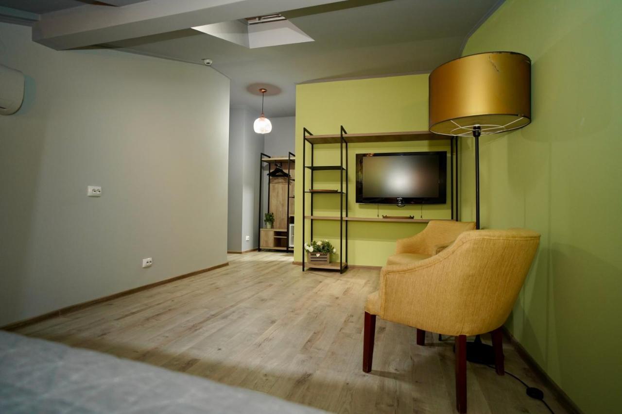Hotel Corvin House Hunedoara Exterior foto
